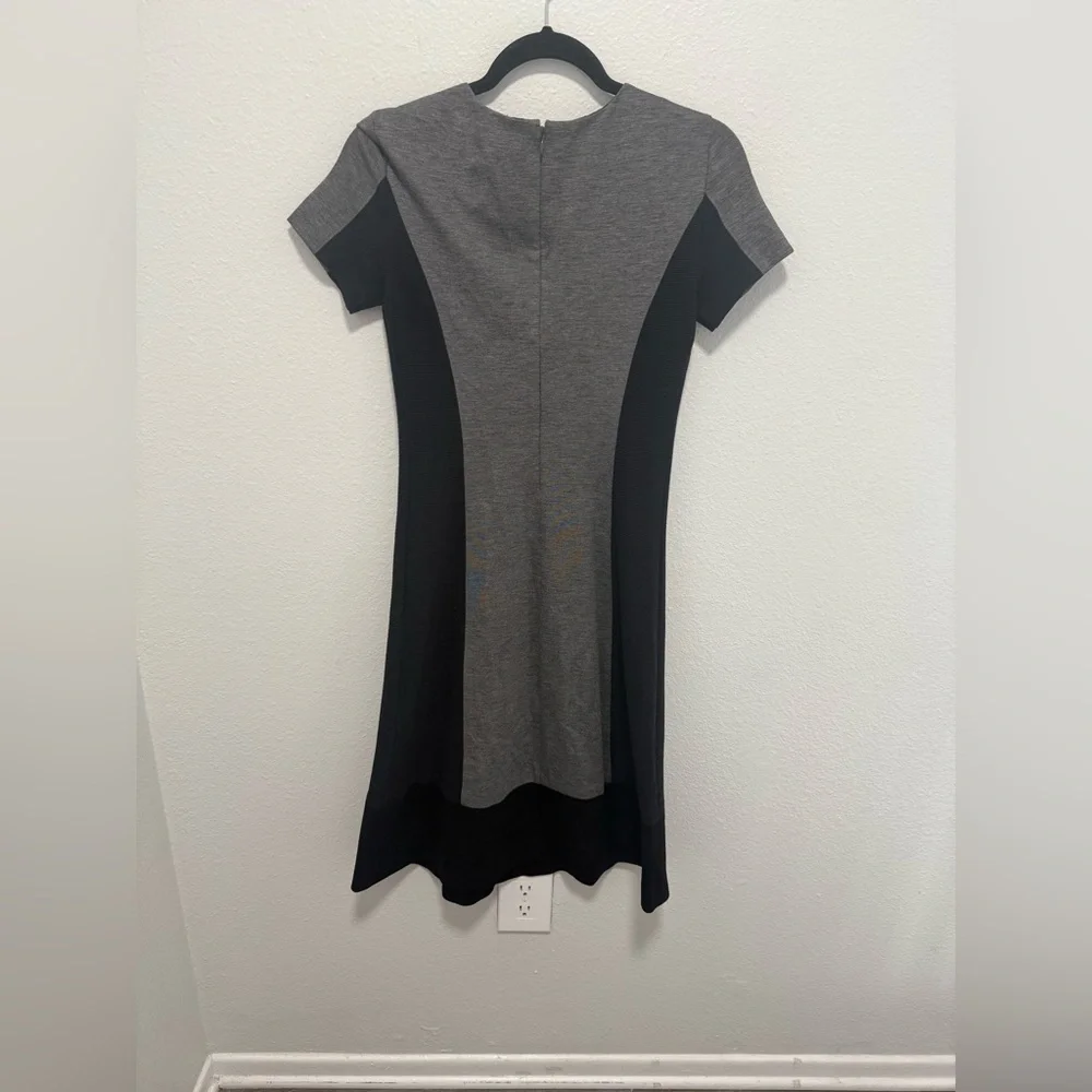 DKNY Women's Gray and Black Midi Dress Size 0 - Picture 3 of 4
